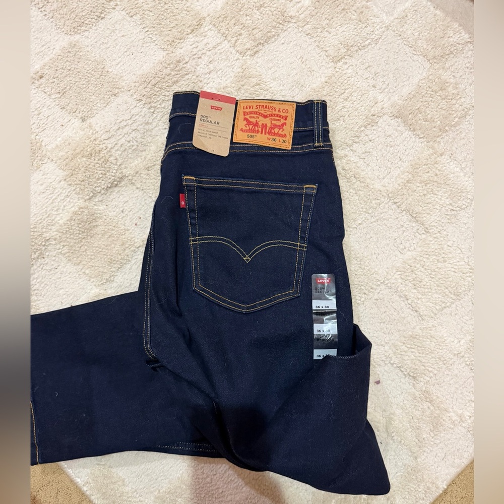 NWT Levi’s 502